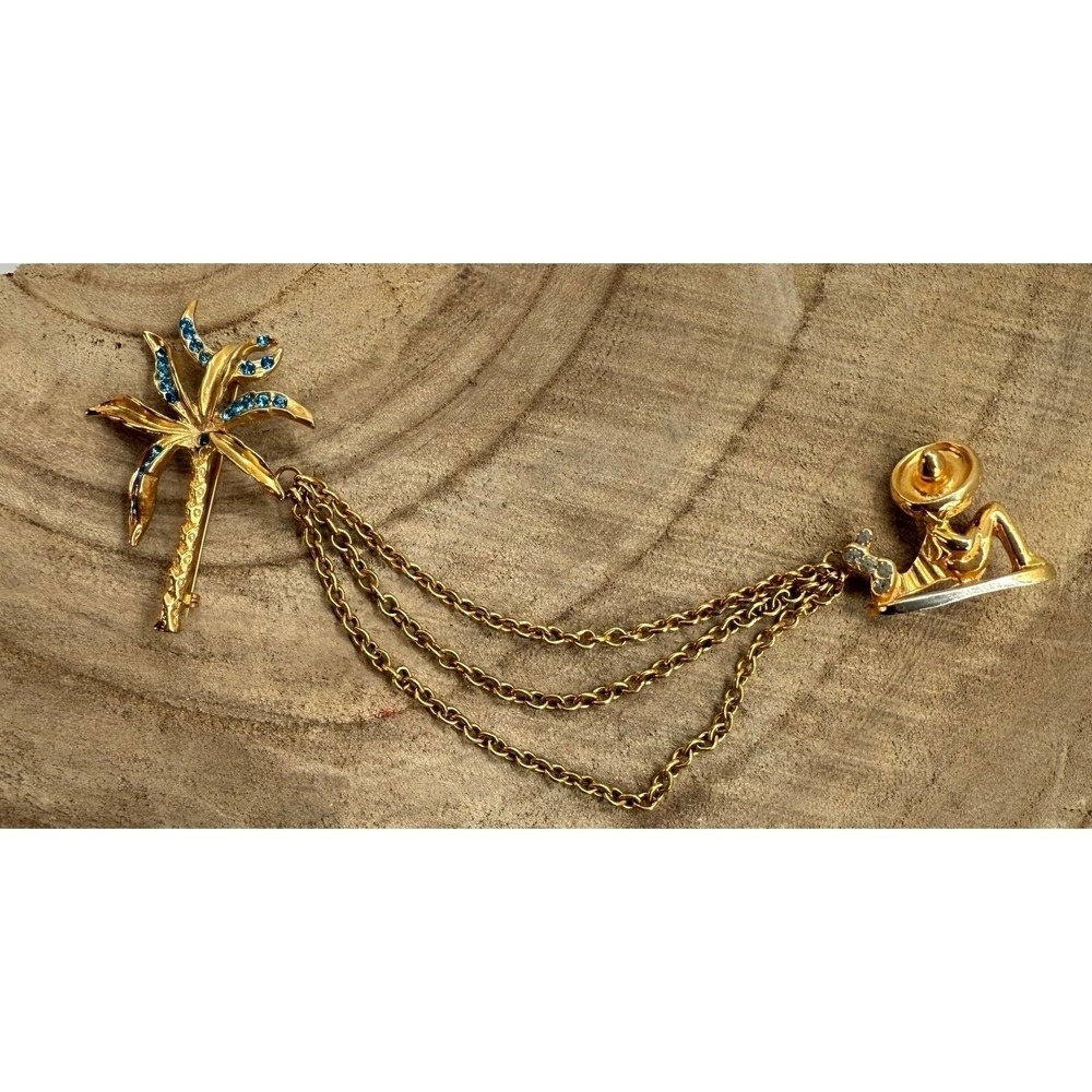 Vintage Gold Tone Palm Tree Sombrero Man Sweater Guard Pin Blue Rhinestone